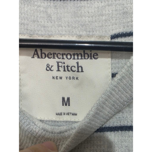 Men's Abercrombie & Fitch M Gray Navy Striped Long Sleeve Tee - Picture 6 of 7